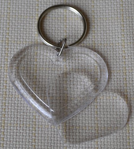 Брелок под вышивку квадратный