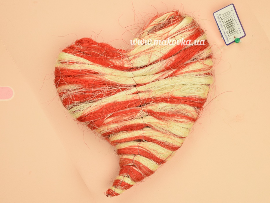 Сердце подвесное из сизали, молочно-красное №319 YM10418, 26х30 см